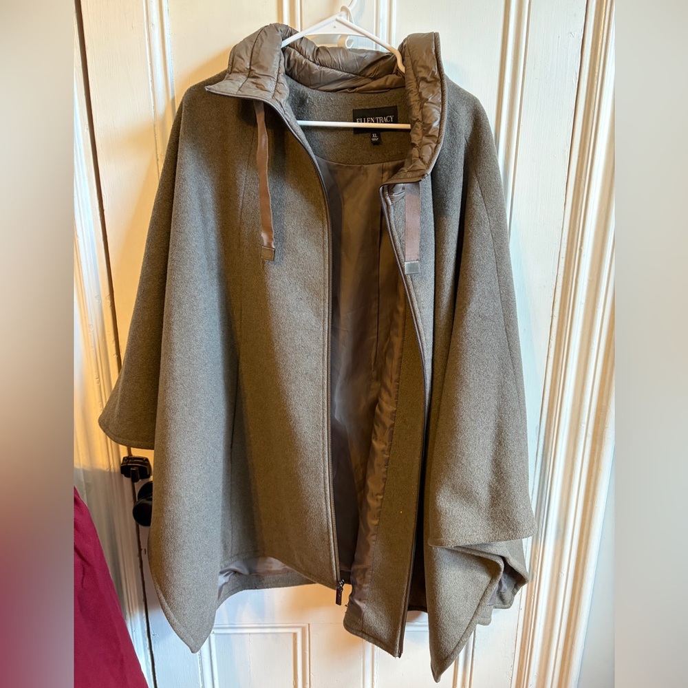 Ellen Tracy Wool Cape Jacket Coat XL Gray Quilted Collar Zip